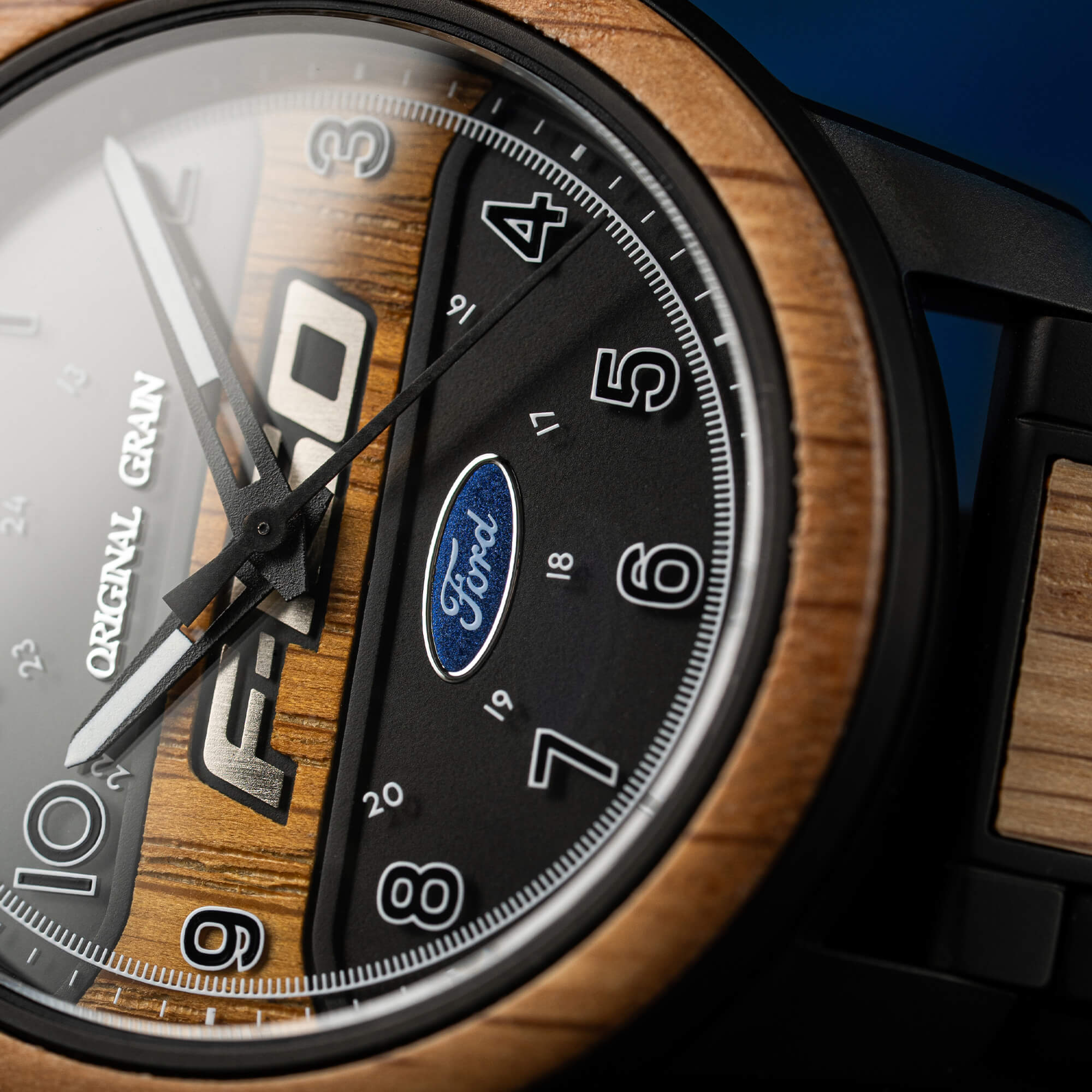 Ford x Original Grain F-150 Barrel 44mm Watch - Image 7